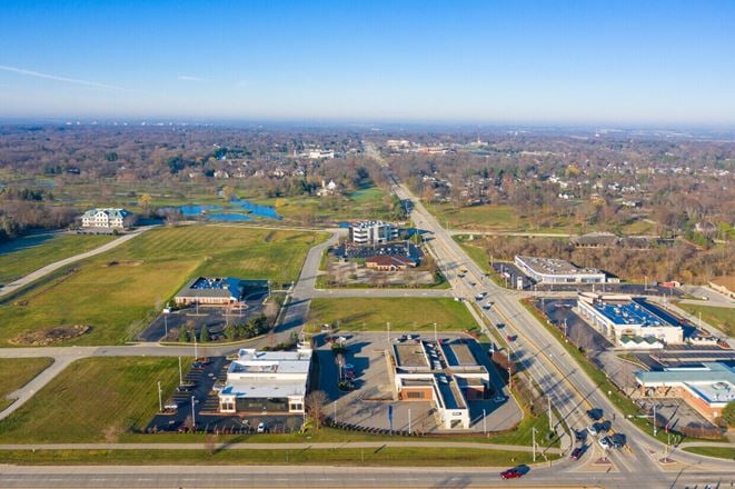 6801 Spring Creek Rd - Rockford Business Center