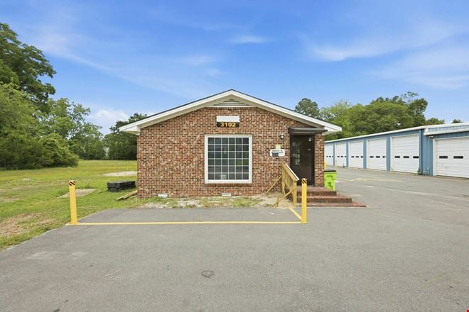 Oaks Rd Industrial Flex For Lease