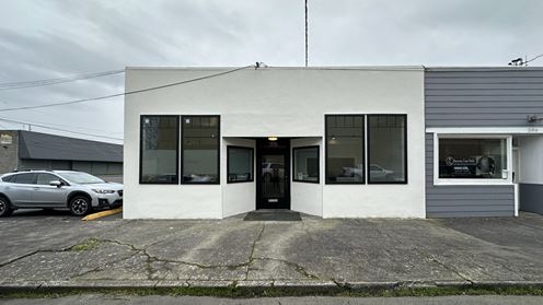 208 Vine St