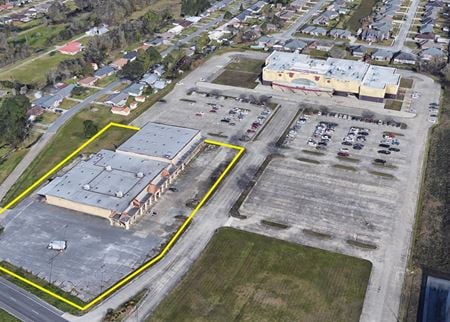 Photo of commercial space at 5709 West Park Avenue in Houma