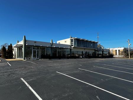 Office space for Rent at 1201 Warson Road in St. Louis