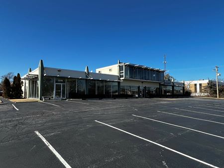 Photo of commercial space at 1201 Warson Road in St. Louis