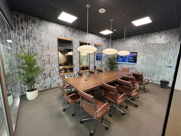 Lucid Private Offices - Lucid Private Office Legacy Frisco