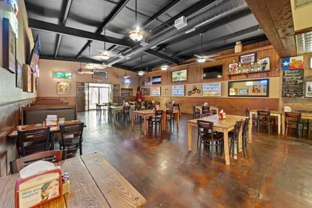 Retail space for Sale at 12910 US HWY 281 in San Antonio