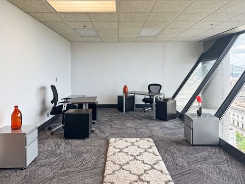 Regus - New Orleans - St Charles and Poydras