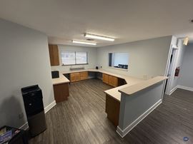 1427 Aurora Rd