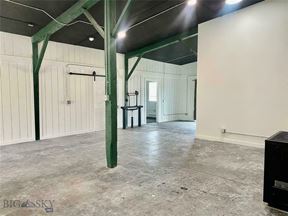 704 Front Street & 725 East Cottonwood Street
