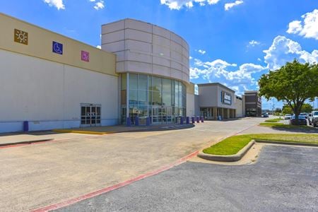 Retail space for Rent at 1301-1341 W Pipeline Rd in Hurst