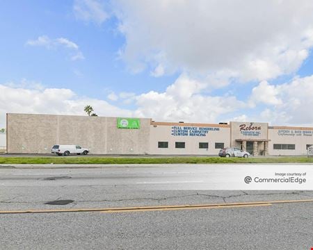 Industrial space for Rent at 2981 East La Palma Avenue in Anaheim