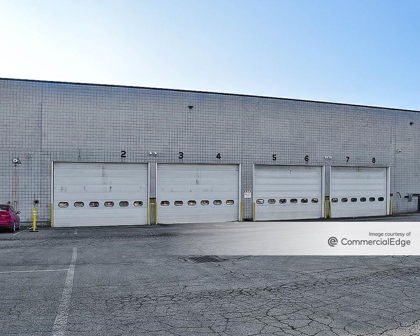 Buncher Commerce Park - 18 Avenue C & 21 Avenue D