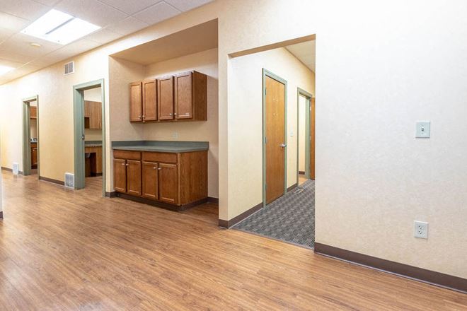 16 Davison Court - Medical & Professional Offices