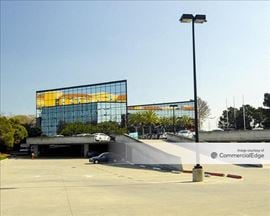 Bayside Plaza