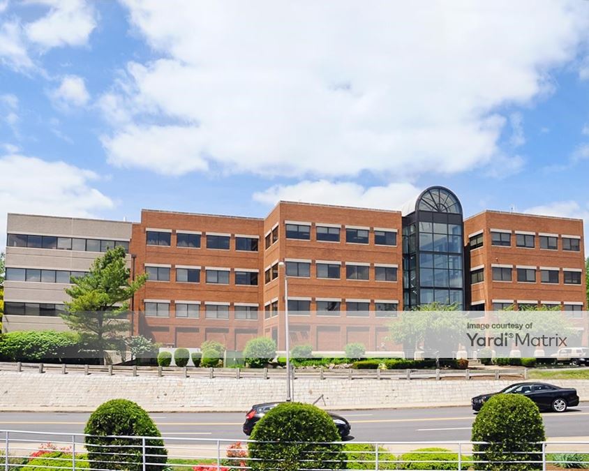 100 Grossman Drive, Braintree Office Space For Lease