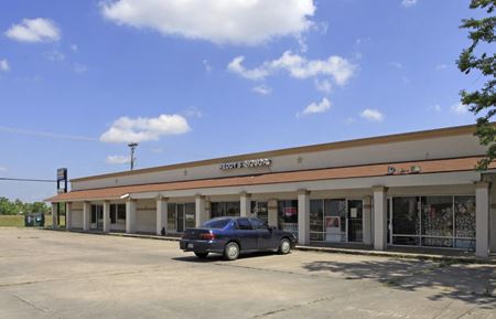 Retail space for Rent at 1501 Sun Meadow Boulevard in Friendswood