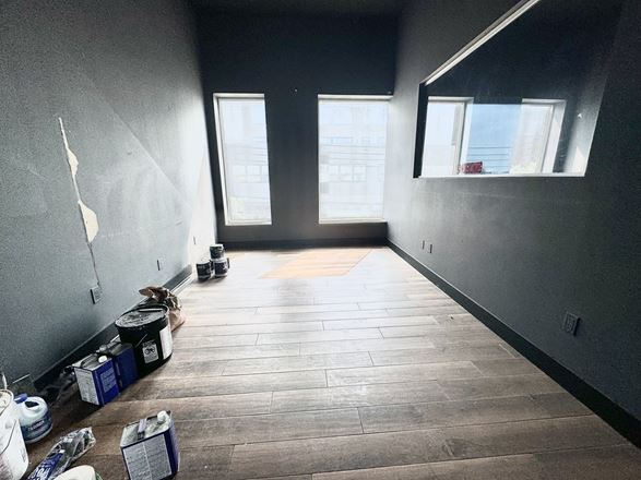 Office space for lease in Astoria including parking