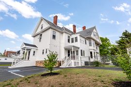 180 Jackson St