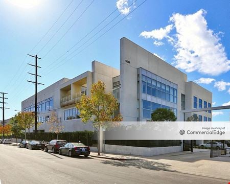 Office space for Rent at 1017 North Las Palmas Avenue in Los Angeles