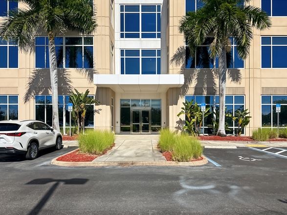 FL, Fort Myers - Forum Corporate