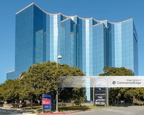Comerica Bank Plaza