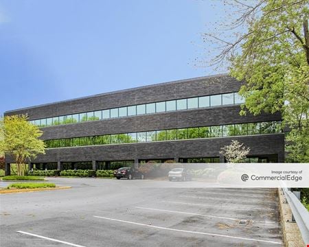 Photo of commercial space at 4360 Brownsboro Road in Louisville