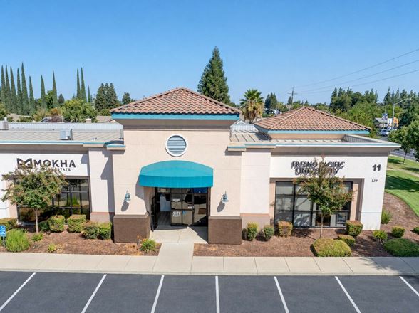 139 W El Portal Drive Suites
