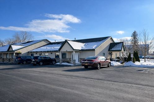 124 Saratoga Rd