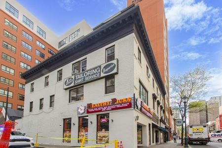Retail space for Rent at 23-25 South 19th Street in Philadelphia