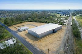 Rail Served Warehouse & Office | 22,400 SF