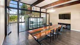 912 Bastrop Hwy - Expansion