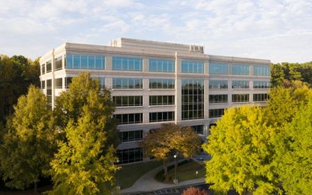 Office space for Rent at 100 North Point Center in Alpharetta