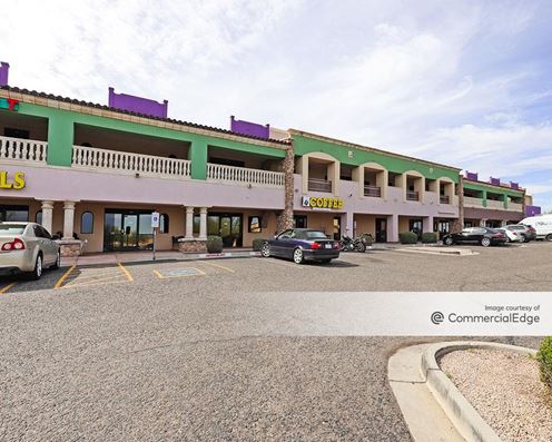 Tuscani Pointe