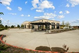 806 Salida Way