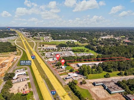 Photo of commercial space at 2726 NE Evangeline Thwy in Lafayette