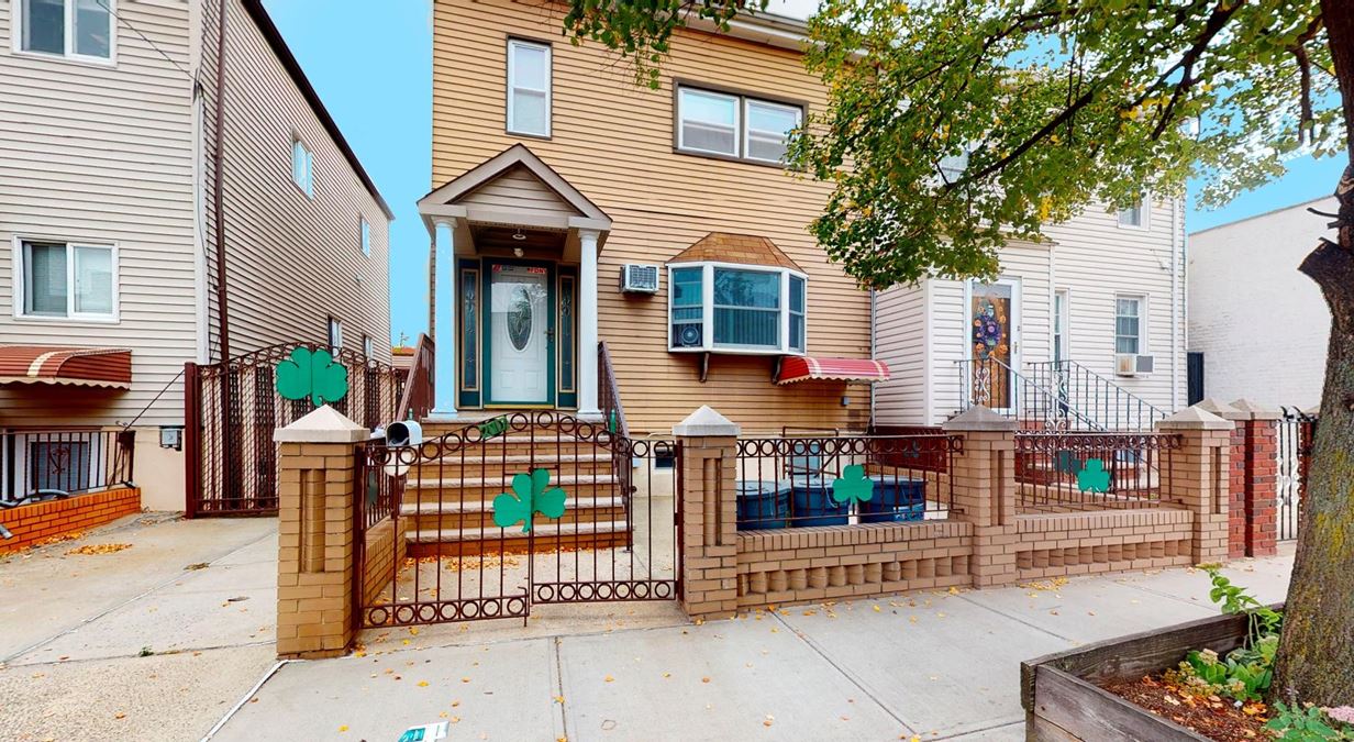 215 & 217 Java St