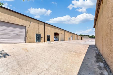 Commercial space for Rent at 6933 E Lancaster Ave in Fort Worth