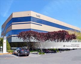 Redwood Business Park - Sequoia Center - 1400 North McDowell Blvd
