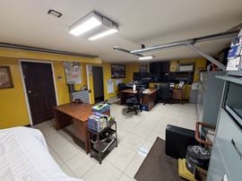 3,000 SF Vacant Industrial Building | Brownsville