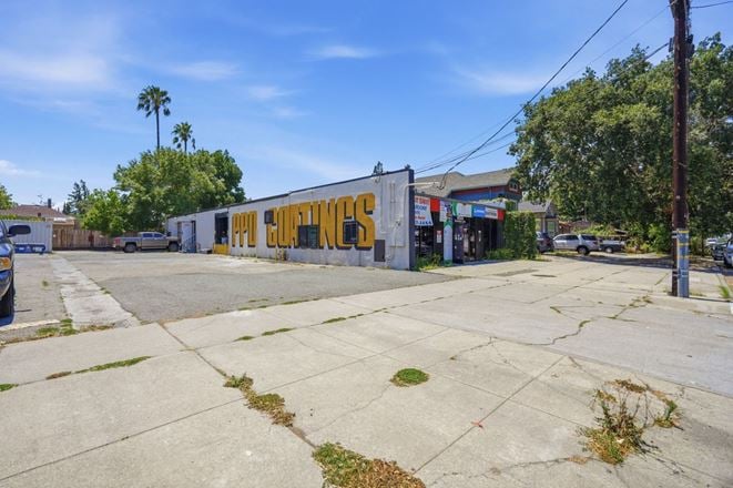 615 Stockton Avenue