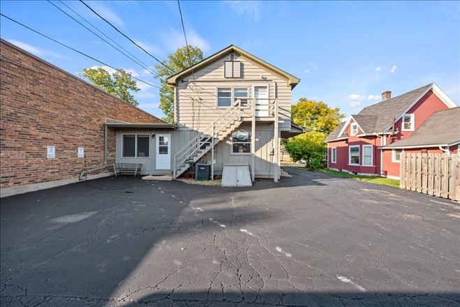 322 Hamilton 