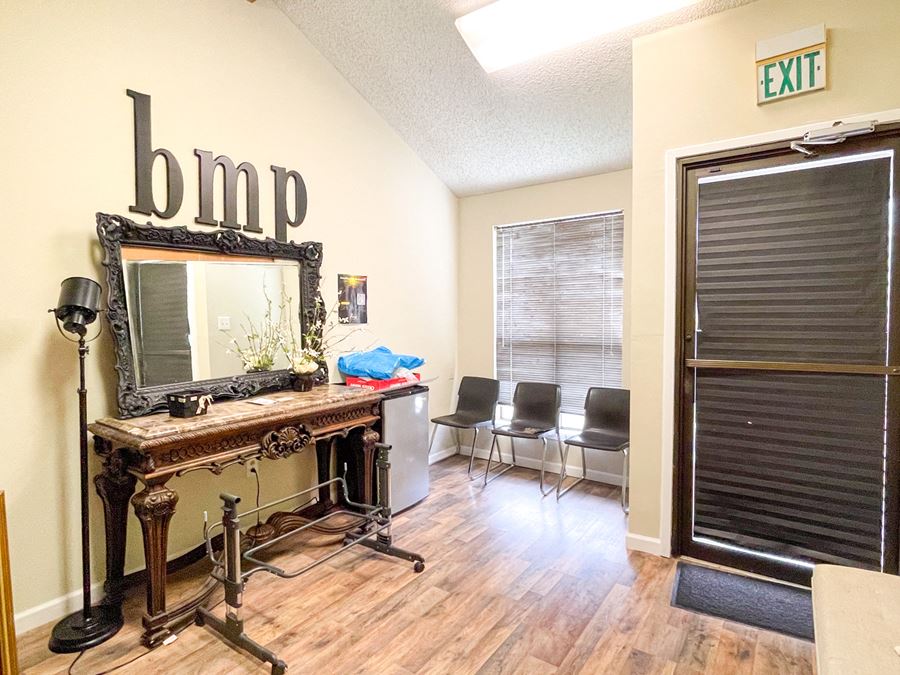 First Month Free – Recently Renovated Office Suite for lease on Summa Ave