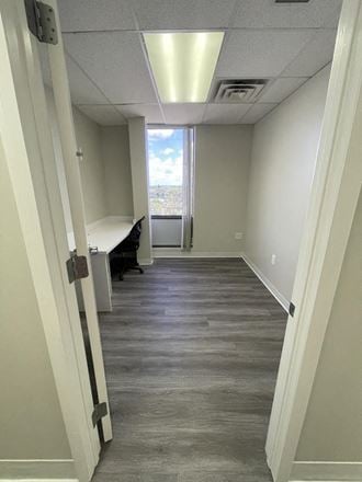 Medical Office Turnkey Shared Sublease
