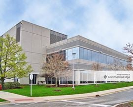 800 Commerce Drive