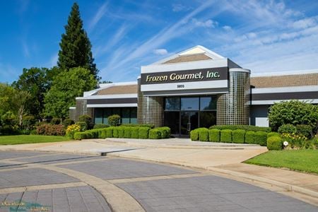 Industrial space for Rent at 5800 Airport Road in Redding