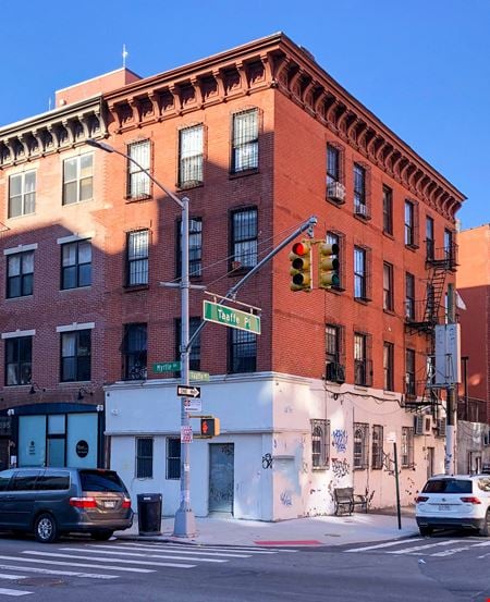 Retail space for Rent at 597 Myrtle Ave in Brooklyn