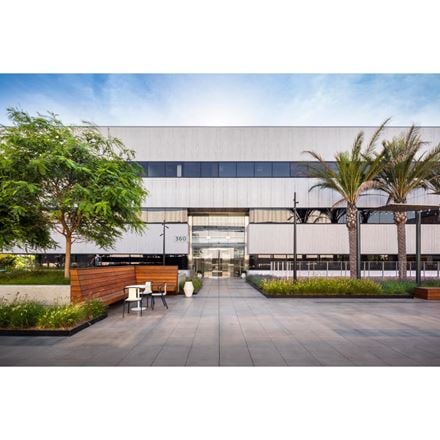 Spaces - El Segundo LAX