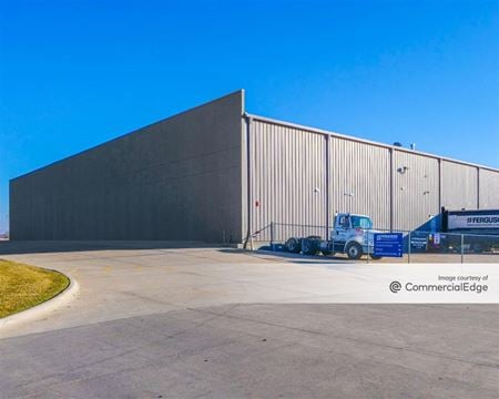 Industrial space for Rent at 13205 Lynam Drive in Omaha
