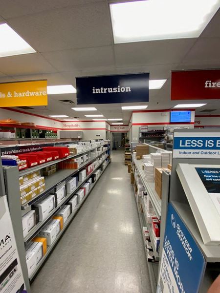 5215     Space Photo Gallery 3