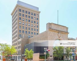 126 Central Plaza North