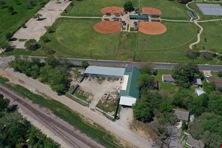 Photo of commercial space at 2604 Roselawn Drive in Denton