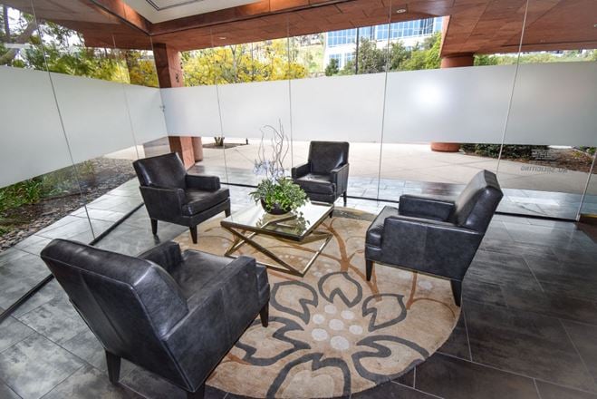 LJMG, INC - First Choice Executive Suites Rancho Bernardo